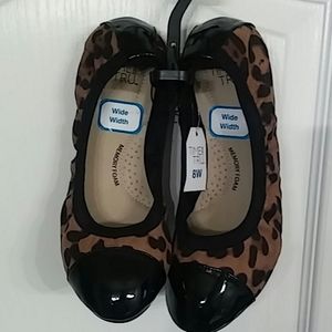 Leopard / Animal Print Ballet Flats 8W- NWT